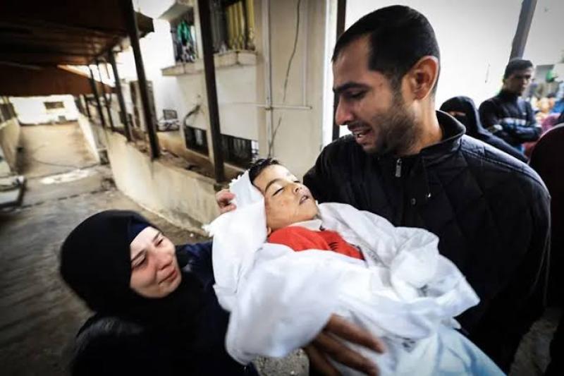 4 شهداء كل ساعة، قتلة الاحتلال يحتفلون أمام العالم بيوم ”الطفل الفلسطيني”!