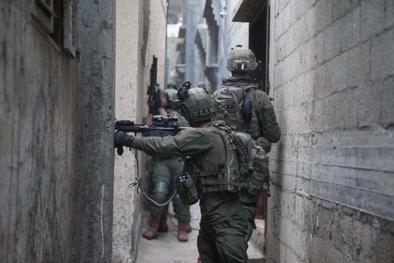 مفاجأة.. جيش الاحتلال الإسرائيلي يسحب جميع قواته من غزة، ولواء وحيد متبقي