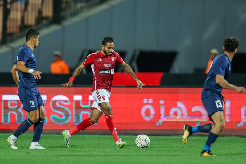 الأهلي يتعادل مع إنبي ويفقد نقطتين في مسابقة الدوري المصري الممتاز