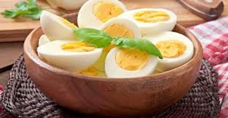 5 فوائد لتناول البيض على الريق