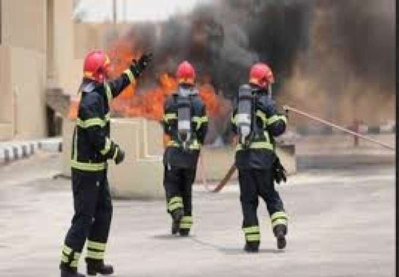إخماد حريق بمخزن أوراق بهيئة الاستثمار بمدينة نصر