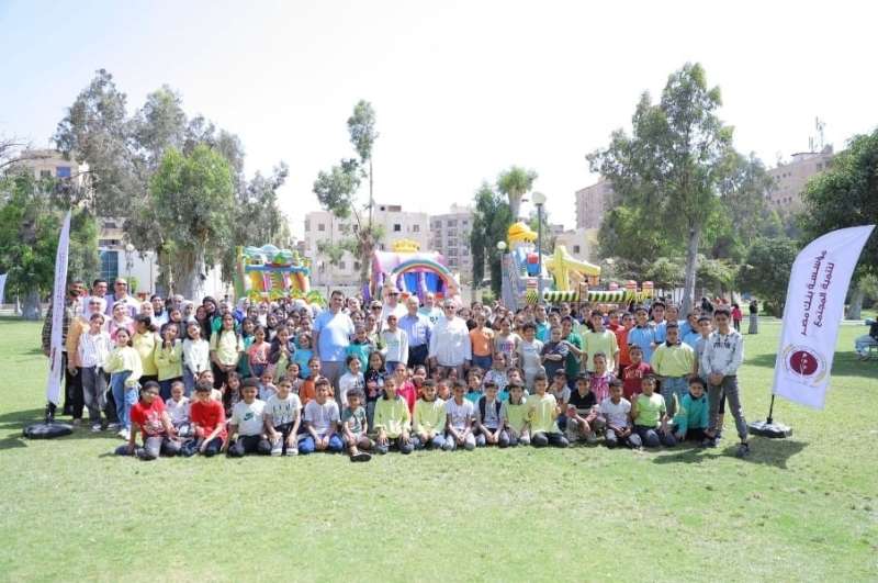 في 15 محافظة .. بنك مصر يشارك الاطفال احتفالھم بیوم الیتیم