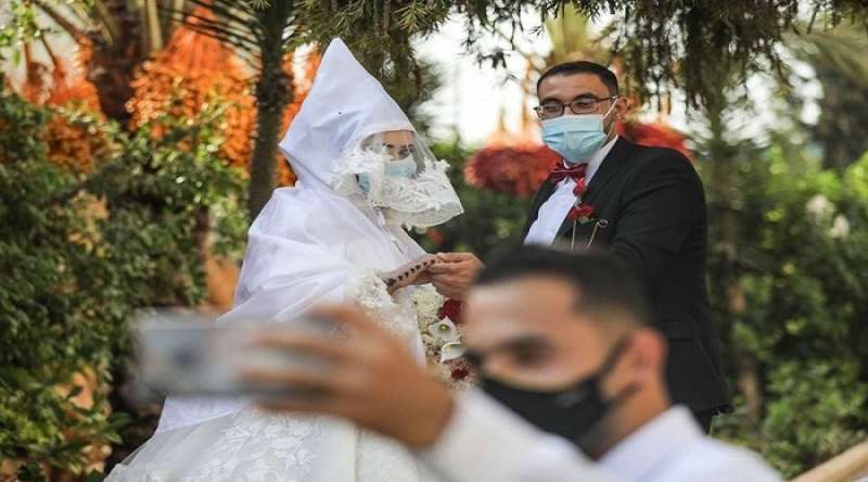 بعد تناول العشاء .. حفل زفاف في المكسيك يتحول إلى ”كارثة صحية”