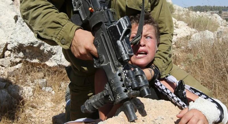 بالفيديو.. قناص إسرائيلي: تعمدنا استهداف النساء والأطفال في غزة