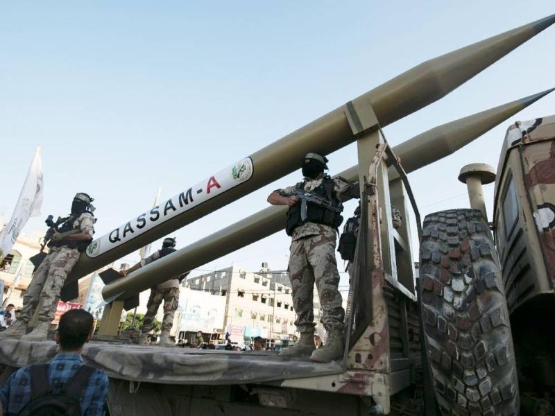 صواريخ المقاومة تنهال على جنود الاحتلال في محيط كرم أبو سالم