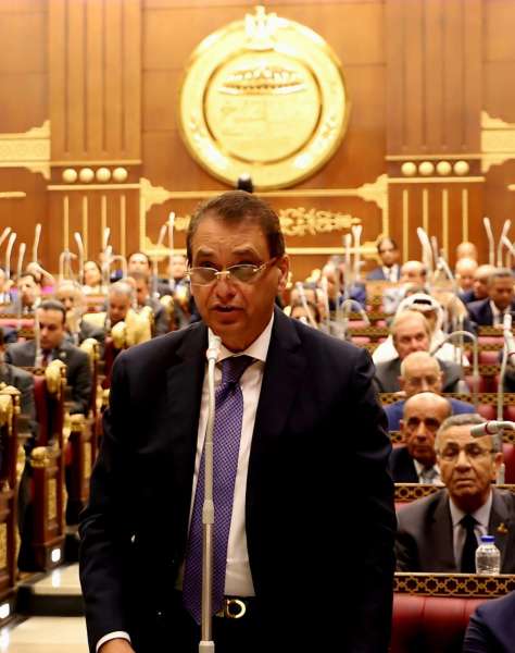 وزير الشئون البرلمانية : الراحل عبدالخالق عياد كان رمزا وطنيا ومثالا للأخلاق